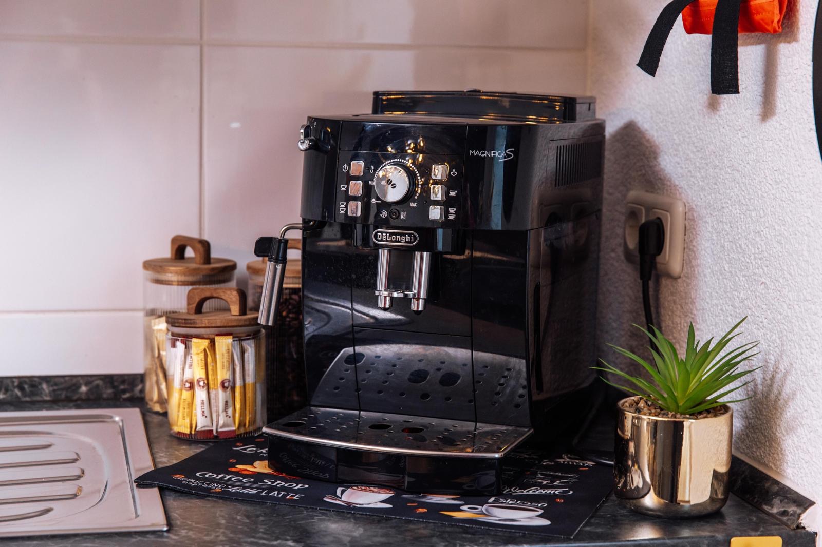 Kaffeevollautomat in der Küche